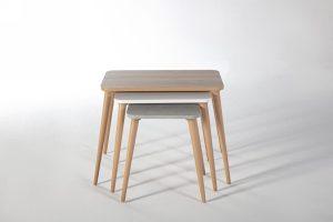 Tables gigognes