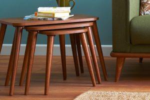 Tables gigognes